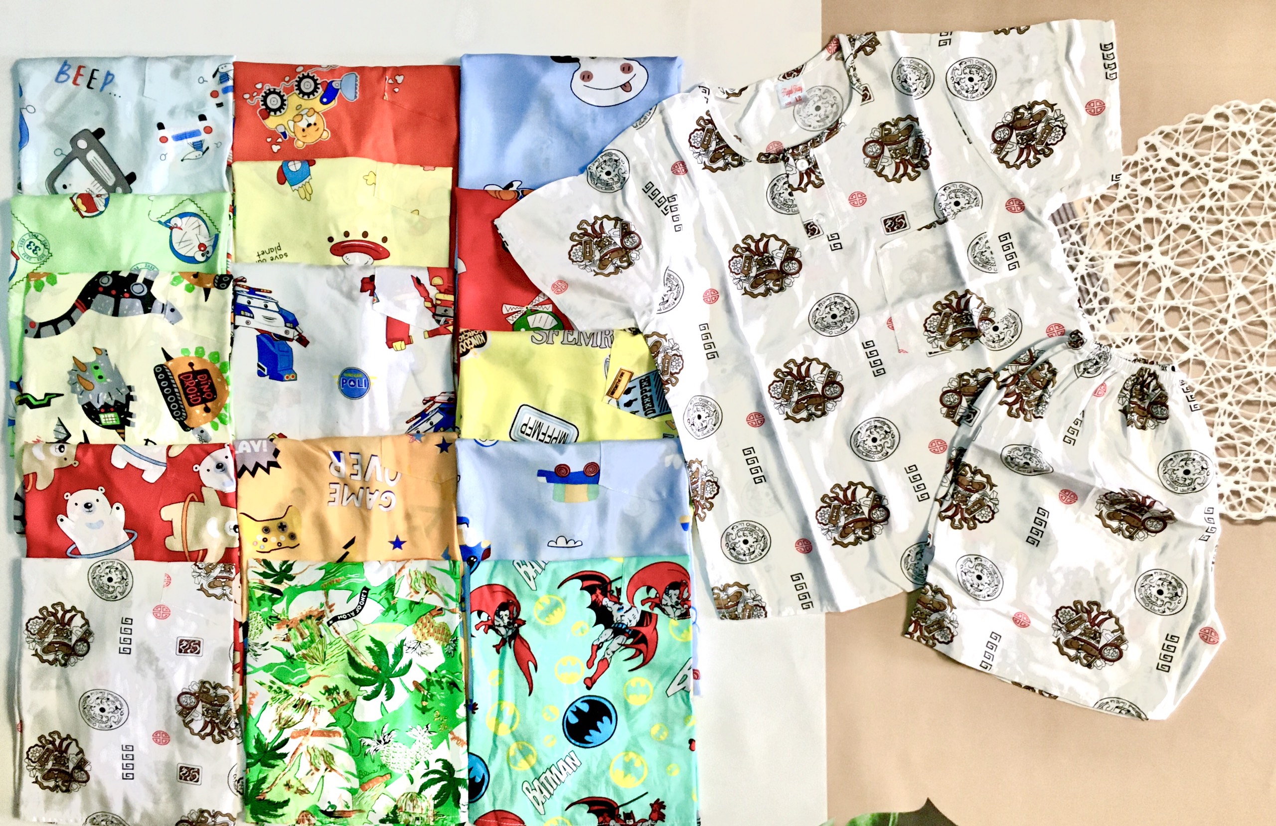 Combo 3 bộ lanh tole Huỳnh Trang bé trai size sơ sinh đến 50kg. Giao Màu sắc: Ngẫu nhiên nhiều họa tiết, nhiều màu. theo số kg bé.