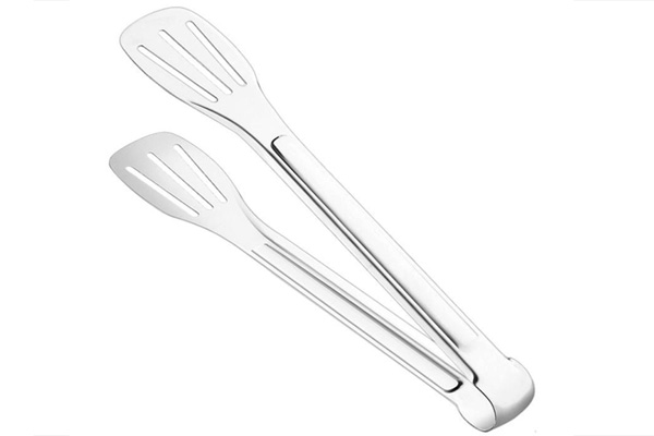 COM BO BẾP, CHẢO GANG, GIẤY BẠC, CỒN THẠCH, KẸP THỰC PHẨM.