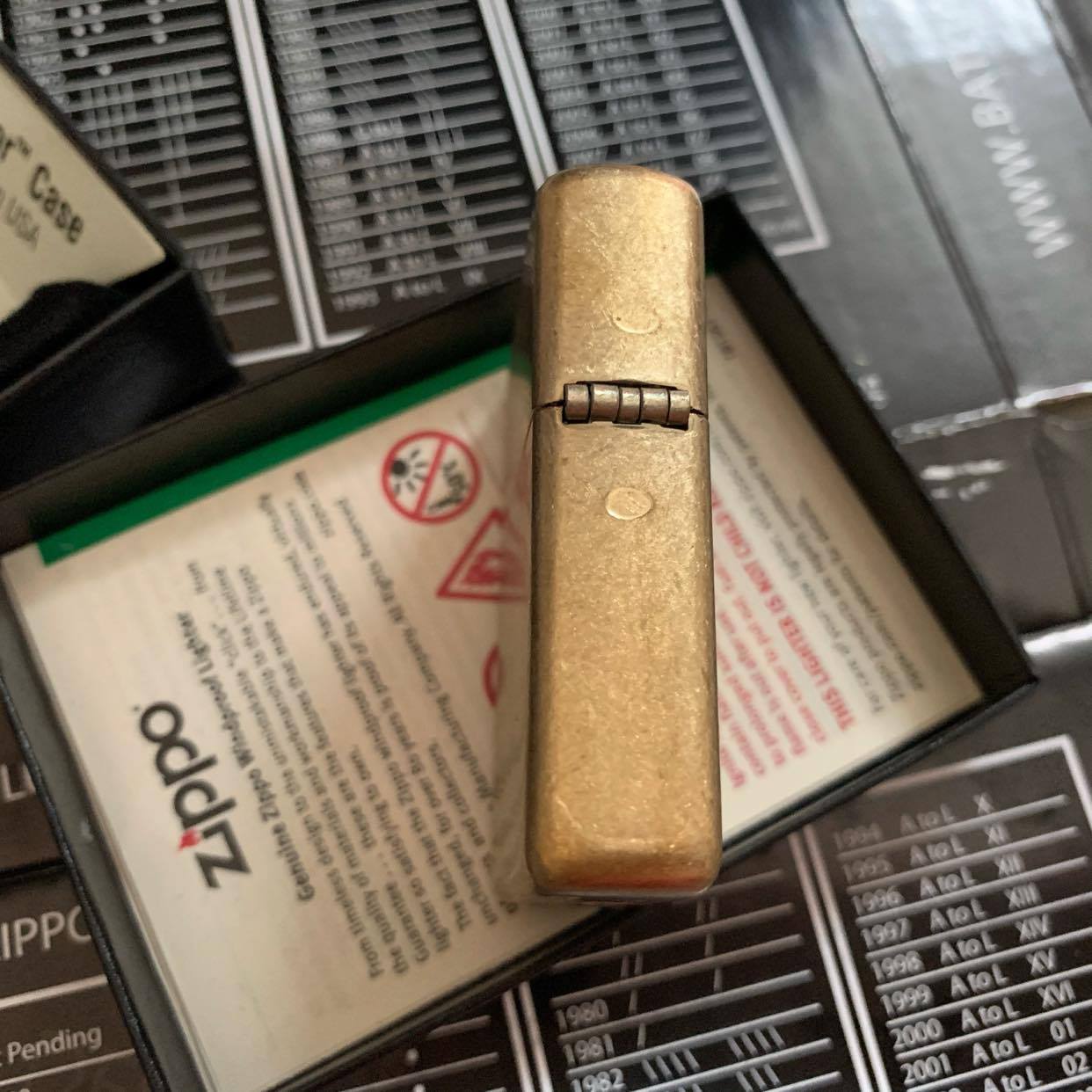 Bật lửa Zippo 28496 - Zippo Armor Tumbled Brass