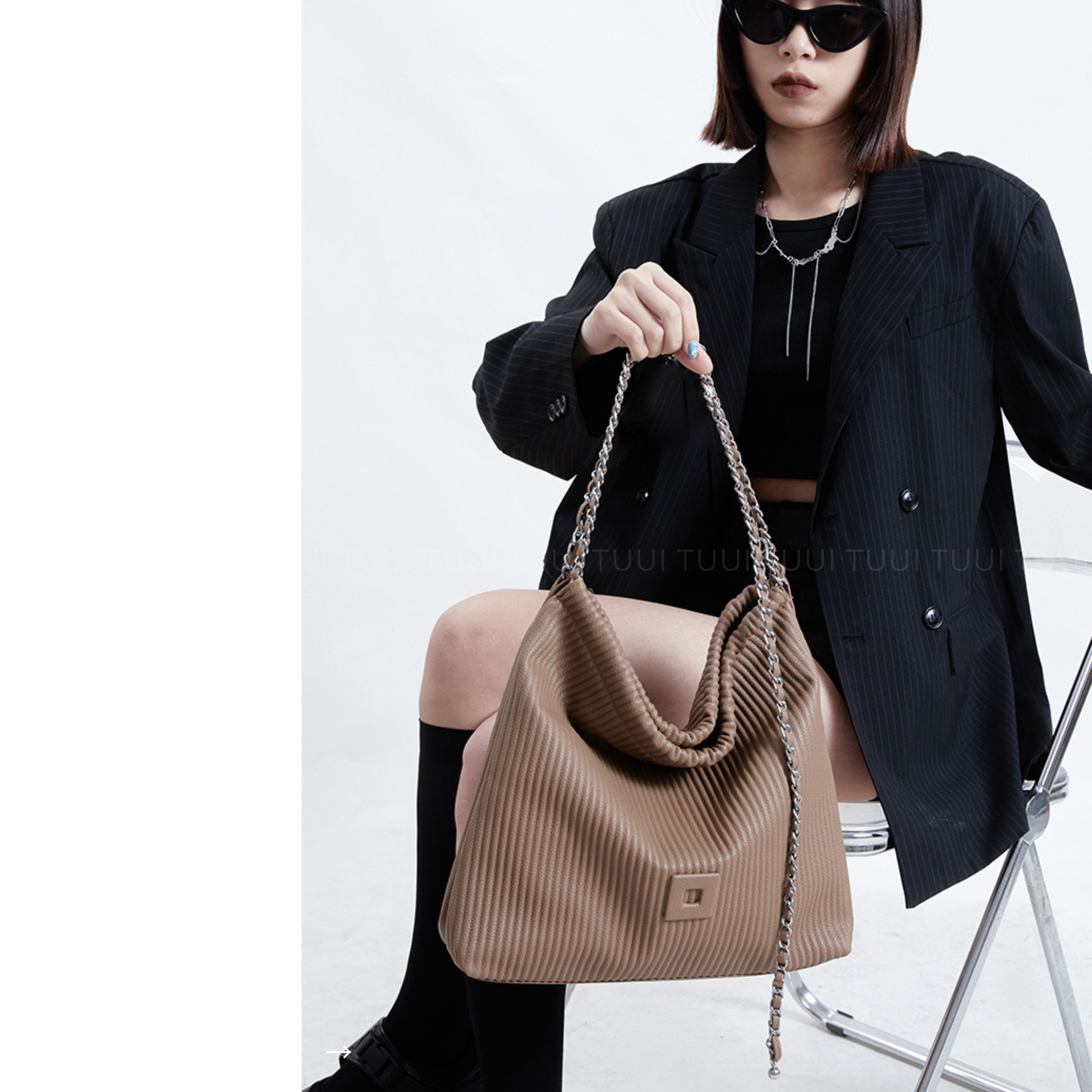 [Nhập LazXuHuong15 giảm 50k cho đơn 399k] Túi Xách Nữ Du Lịch Linear - The Linear Travel Bag