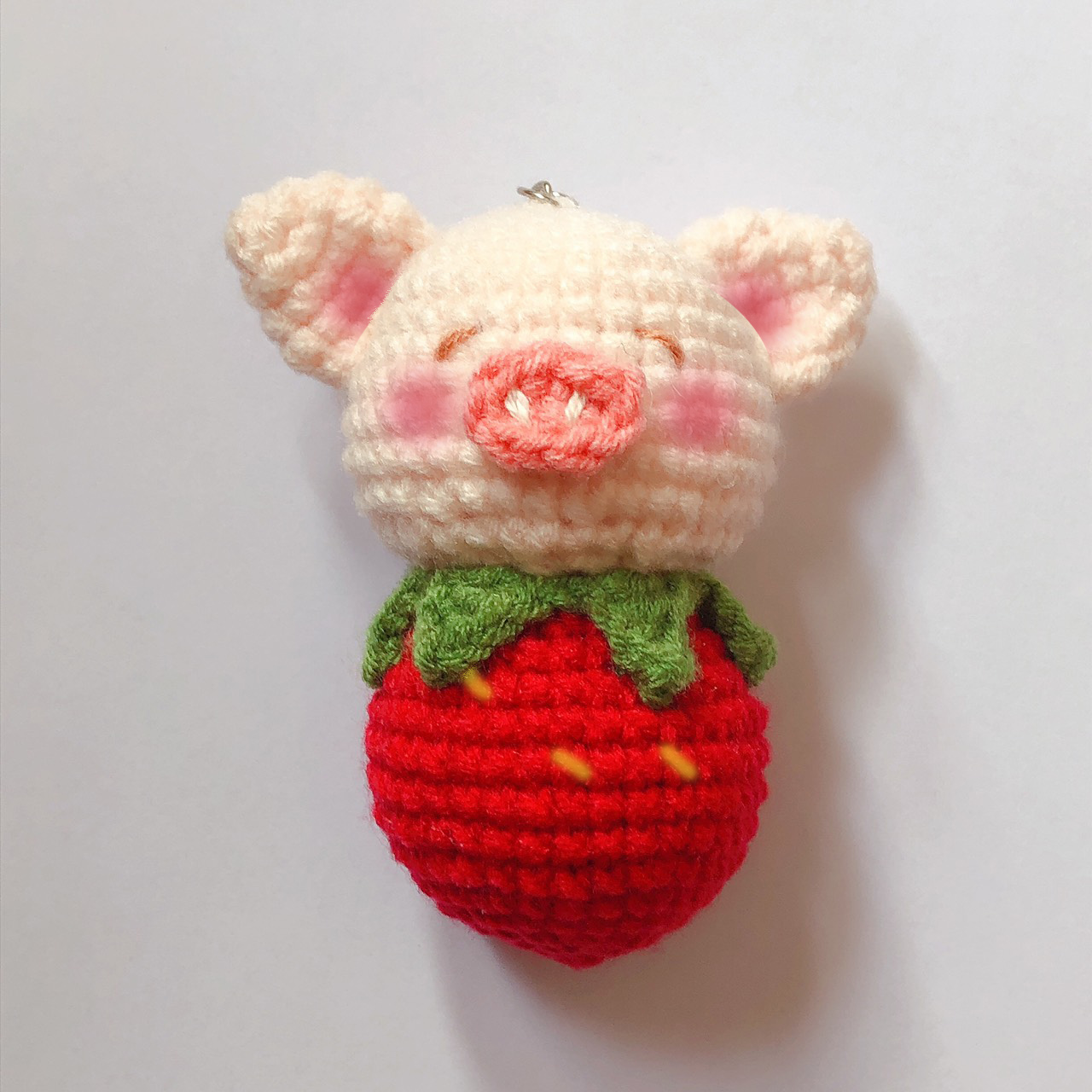 Móc khóa thỏ dâu- heo dâu cute