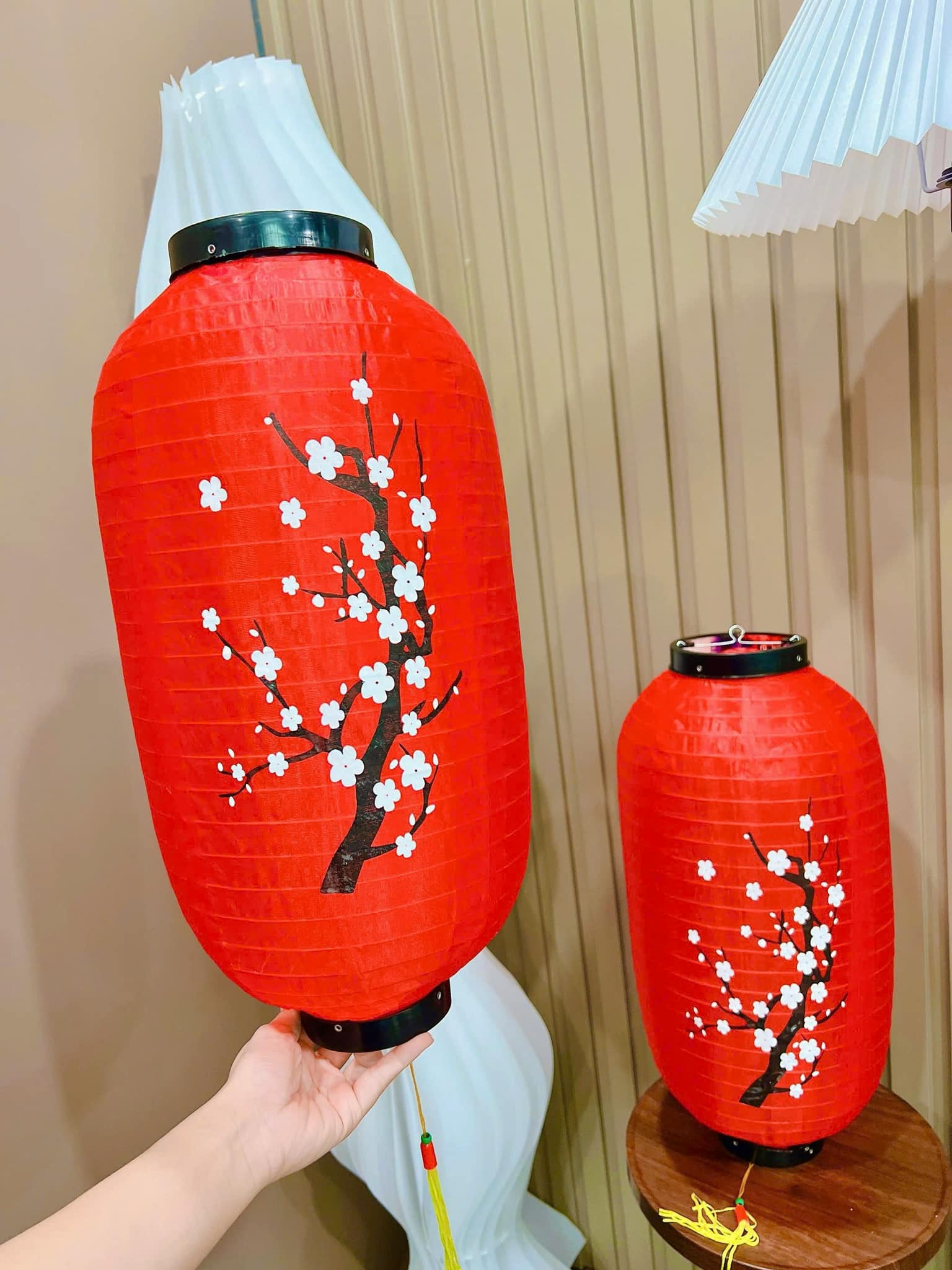 Lồng đèn vải đỏ hoa anh đào - lồng đèn trang trí Tết