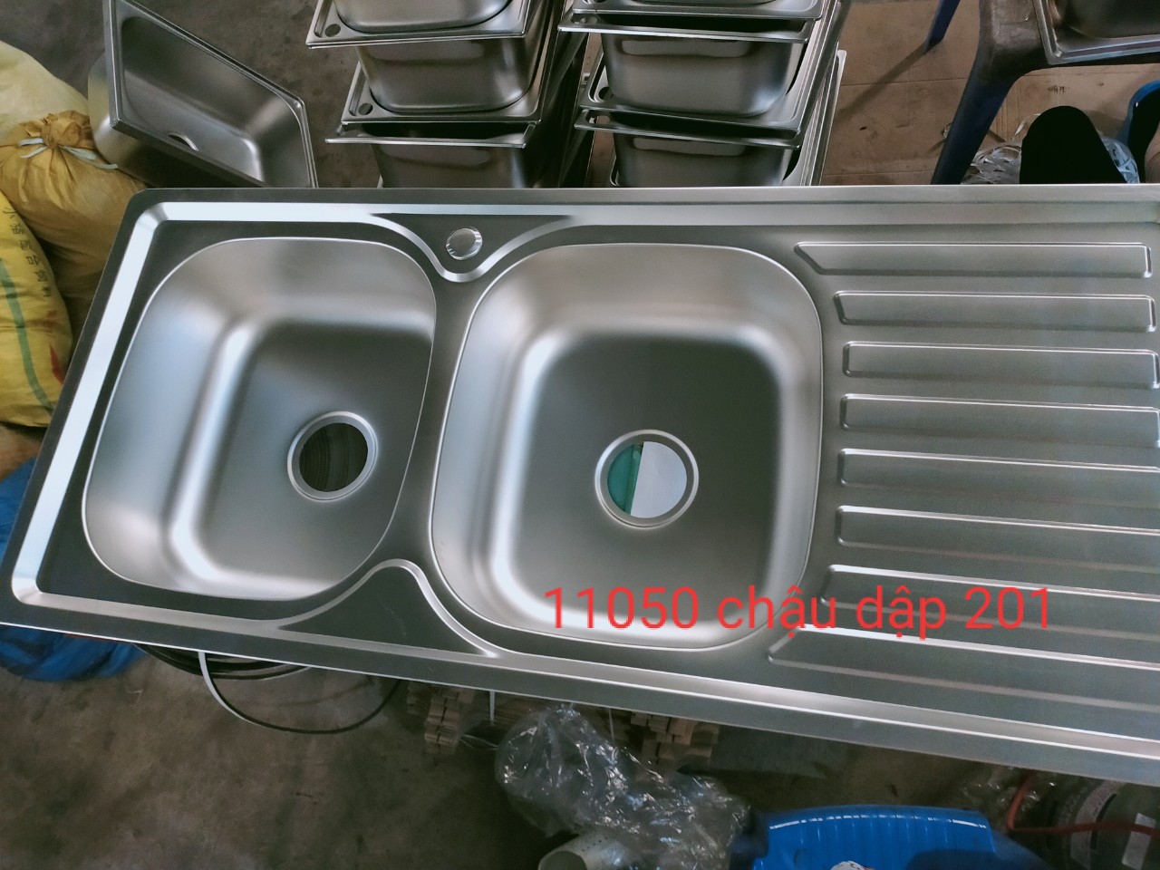 [INOX ROYAL] CHẬU RỬA CHÉN BÁT 2 HỘC 1 CÁNH INOX 304 - CHẬU DẬP