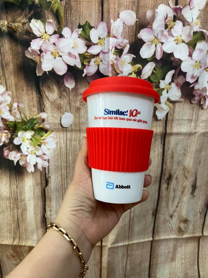 [HCM]Ly sứ có nắp - Quà tặng sữa similac