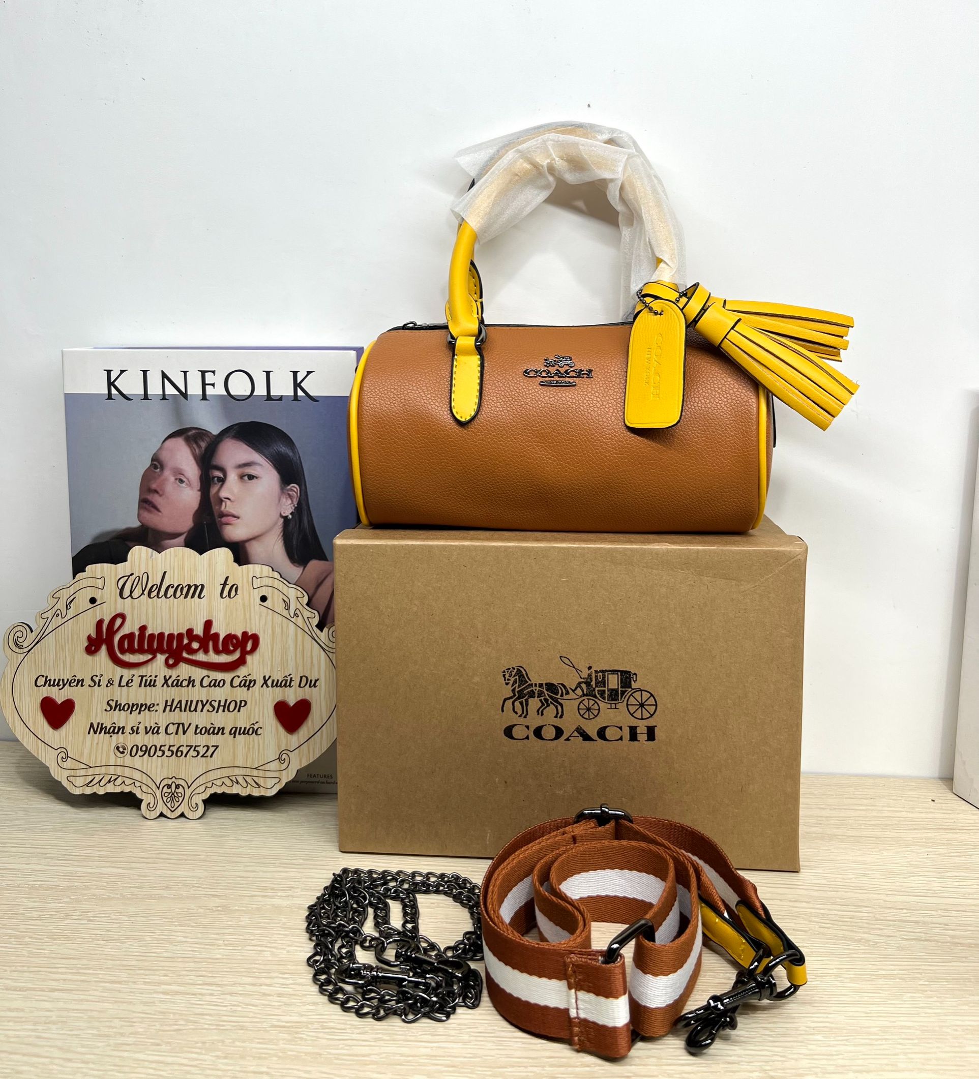 Túi đeo chéo nữ C O A C H fullbox size 18*14*8 cm