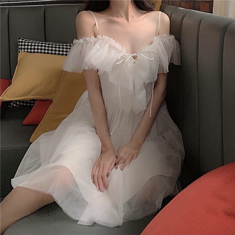 ĐẦM LƯỚI TRỄ VAI CÔNG CHÚA