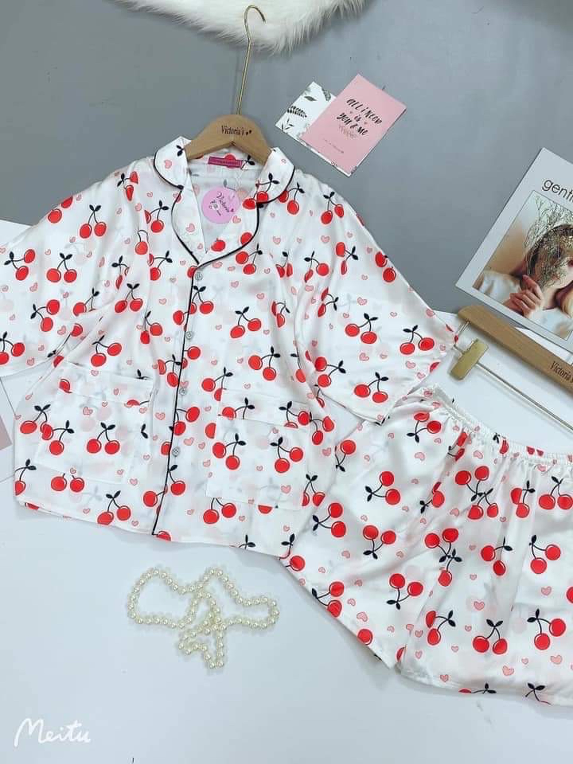 [HCM]Đồ Bộ Lụa Satin Tay Cánh Dơi Quần Đùi (Part 2)