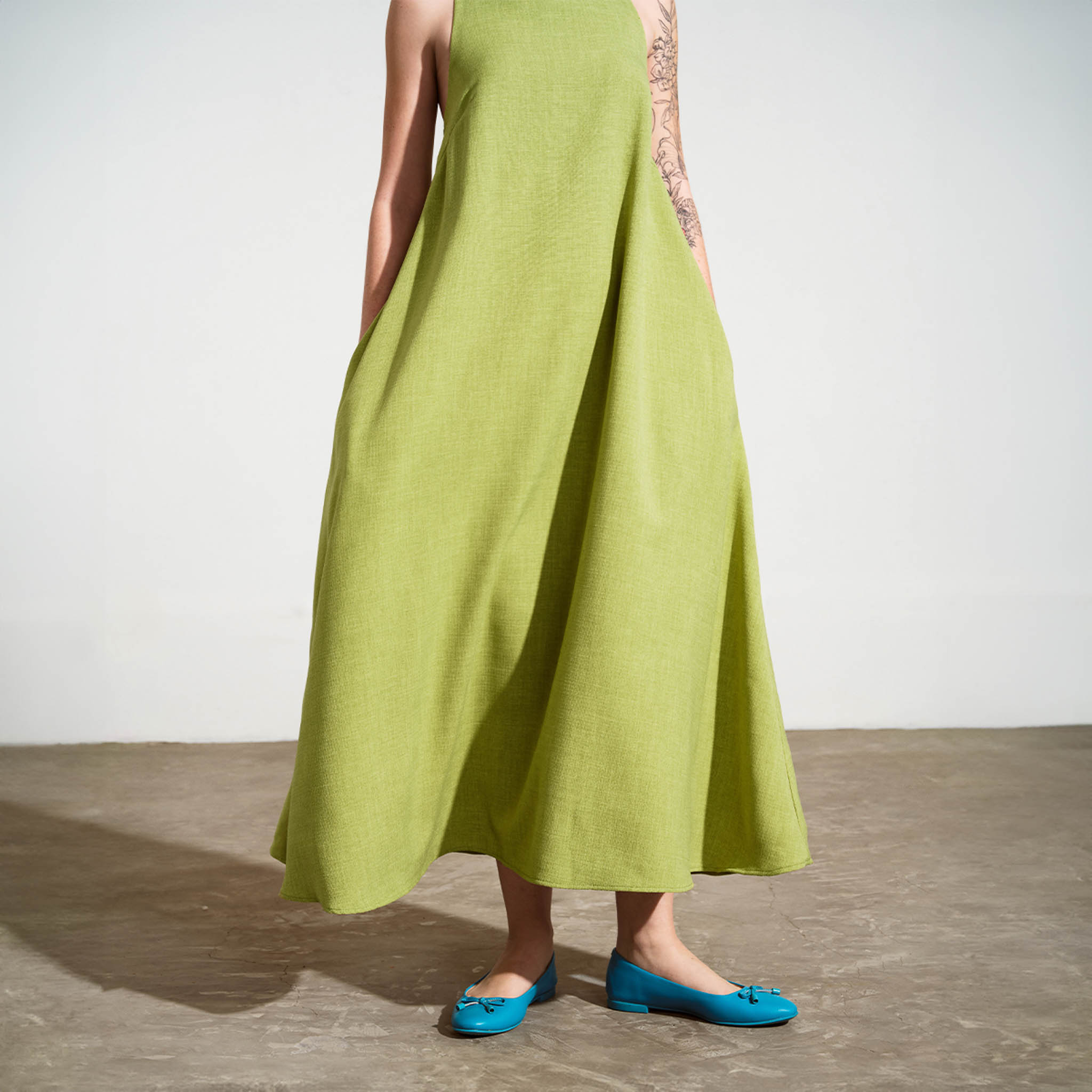DOTTIE - Đầm maxi xoắn lưng - D0547