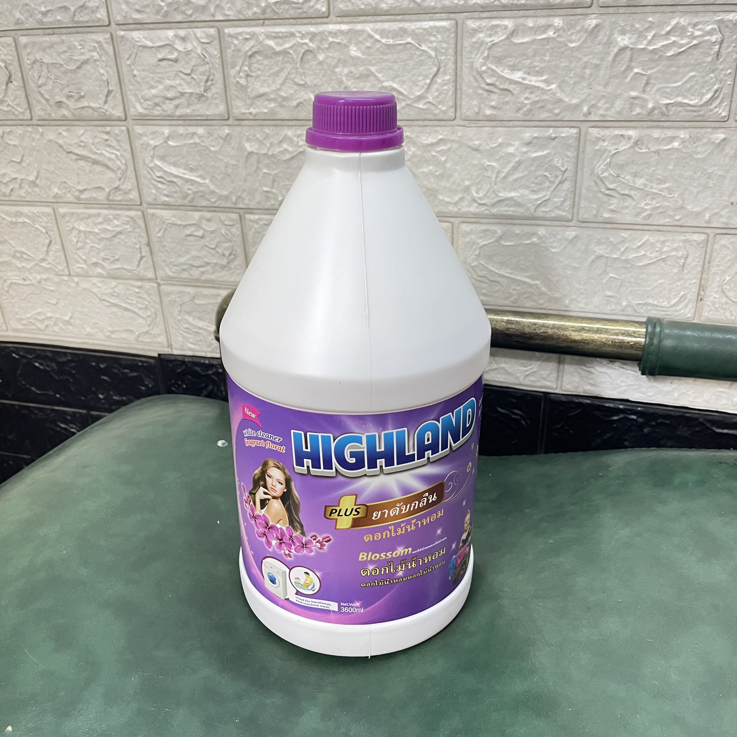 Nước giặt Thái Lan HIGHLAND 3600ml