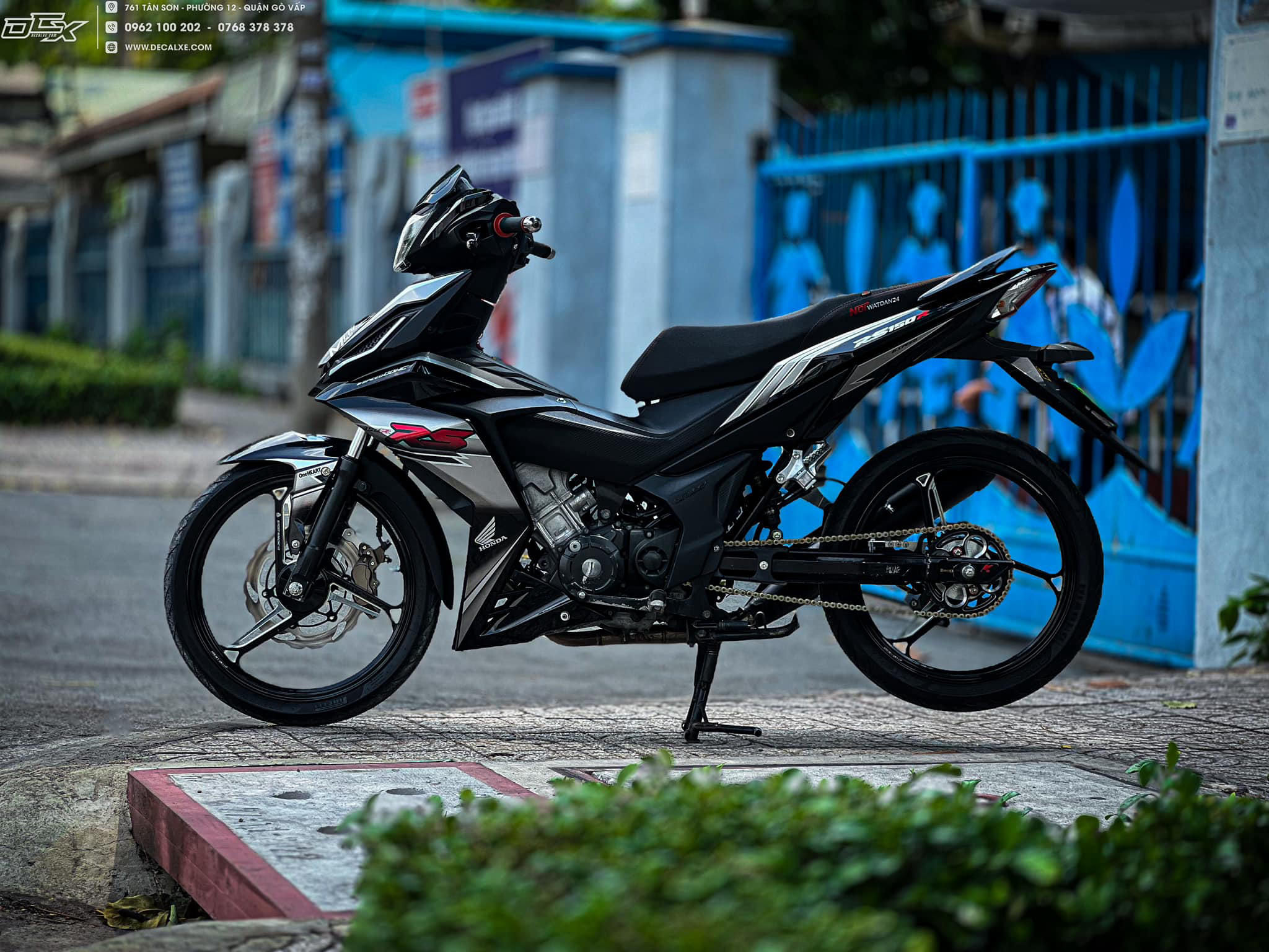 Tem rời candy winner v1 - mẫu rs bạc chữ đỏ - chuẩn from cực đẹp