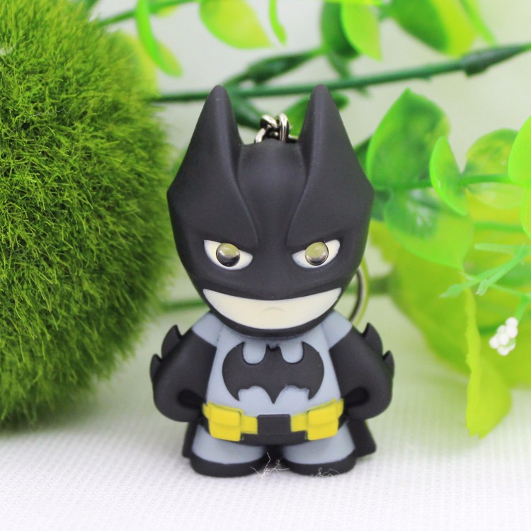 [HCM]MÓC KHÓA BATMAN CÓ ĐÈN LED