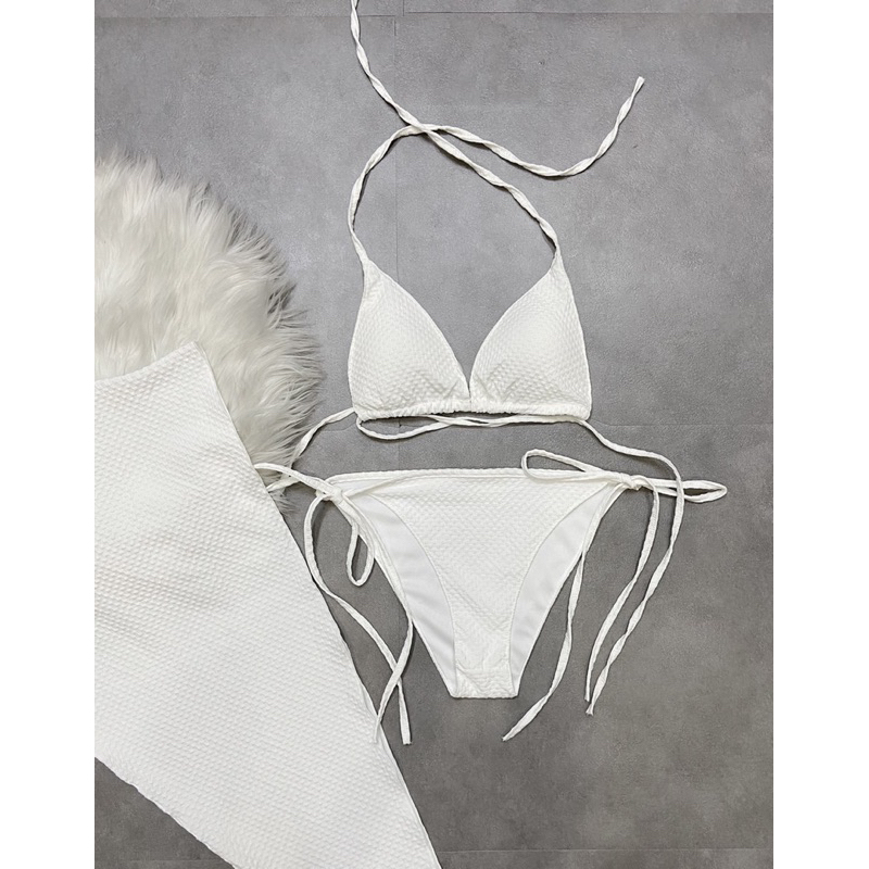 Bikini 2 mảnh 3 món kèm khăn