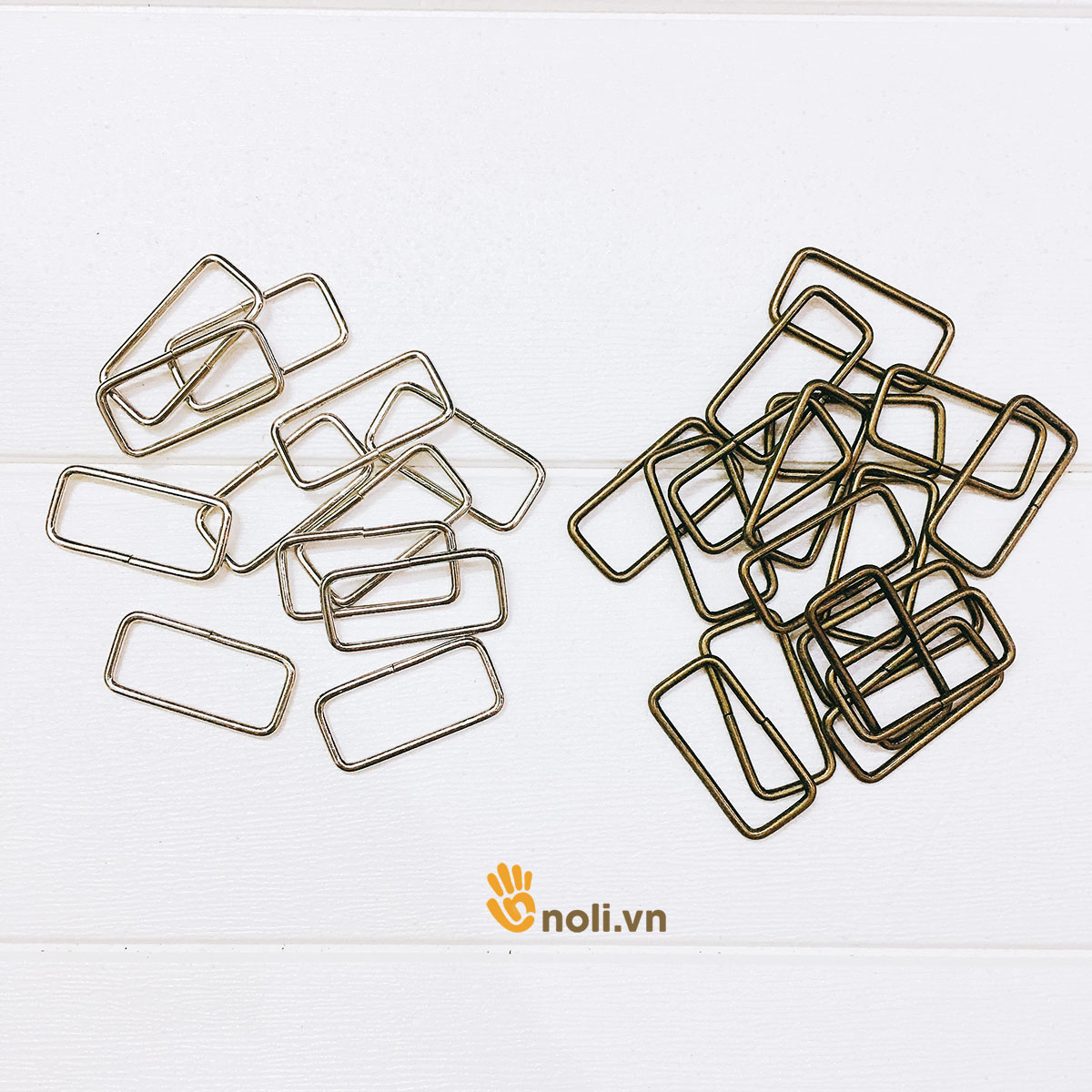 Rectangular eyelets 3.8cm