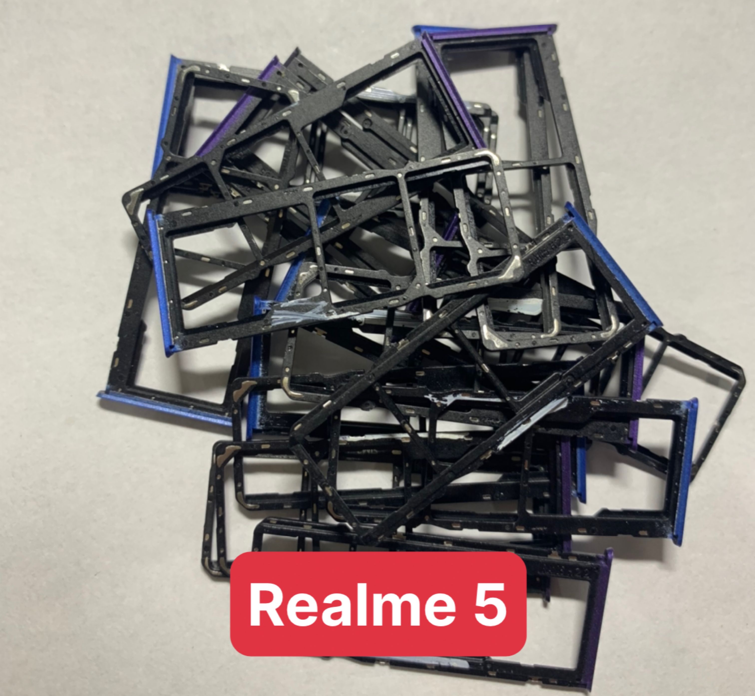 Khay sim điện thoại realme 5