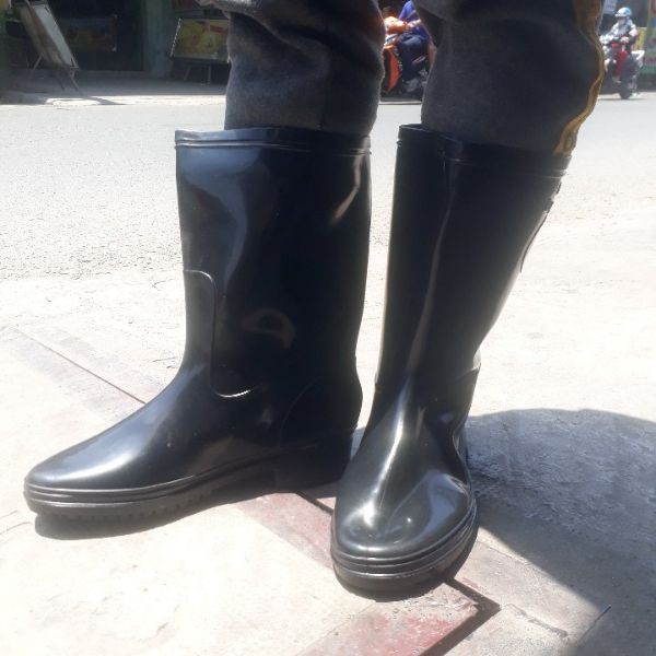 🌧️ Ủng Cao Su PVC Cao Cấp Liền Đế – Chống Nước Tuyệt Đối, Đi Mưa Cực Chất! 🌧️ SIZE 38-42