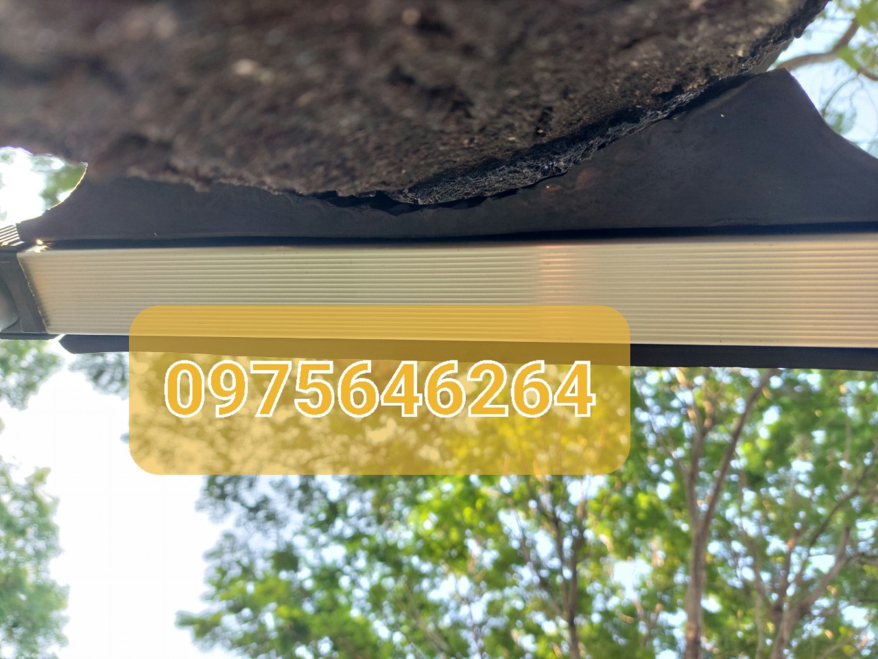 Ốp chống trượt thang nhôm rút đơn
