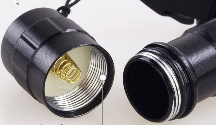 [HCM]Đèn Pin Mini Bút Móc Khóa Cao cấp