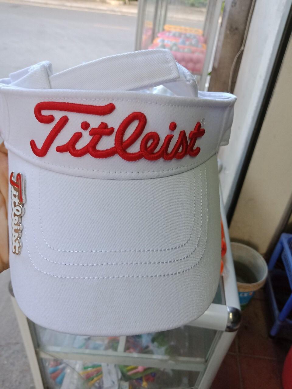 Mũ nửa đầu titleist