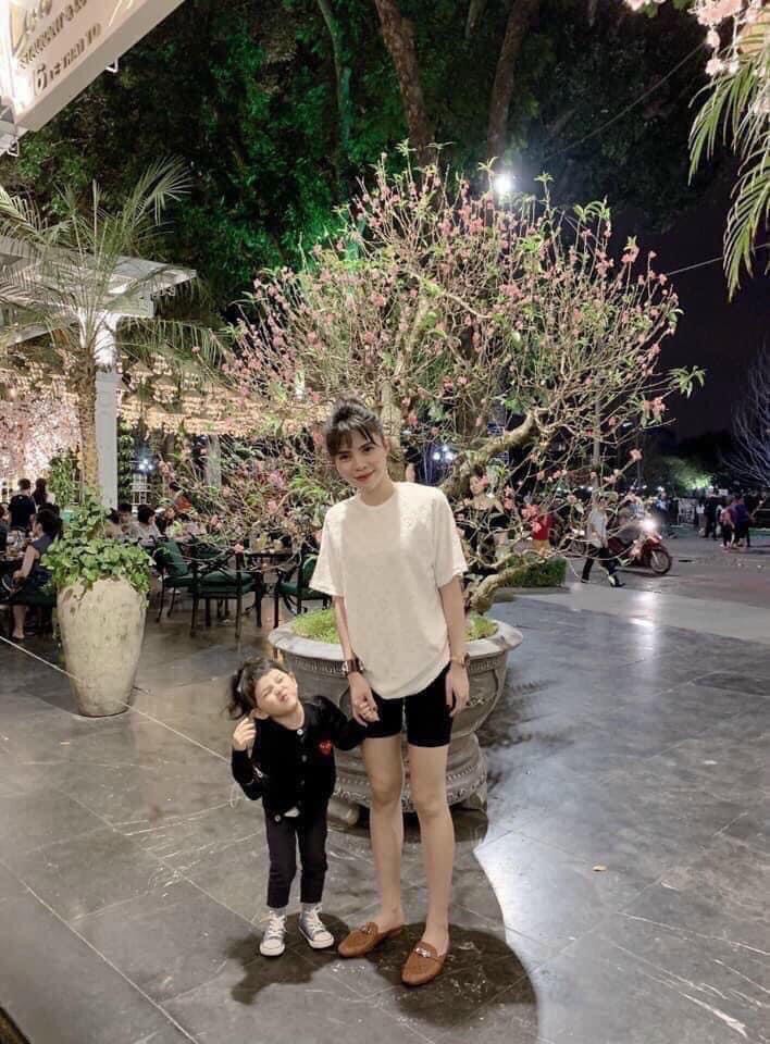 Quần Legging Ngố Nâng Mông Vỏ Tím