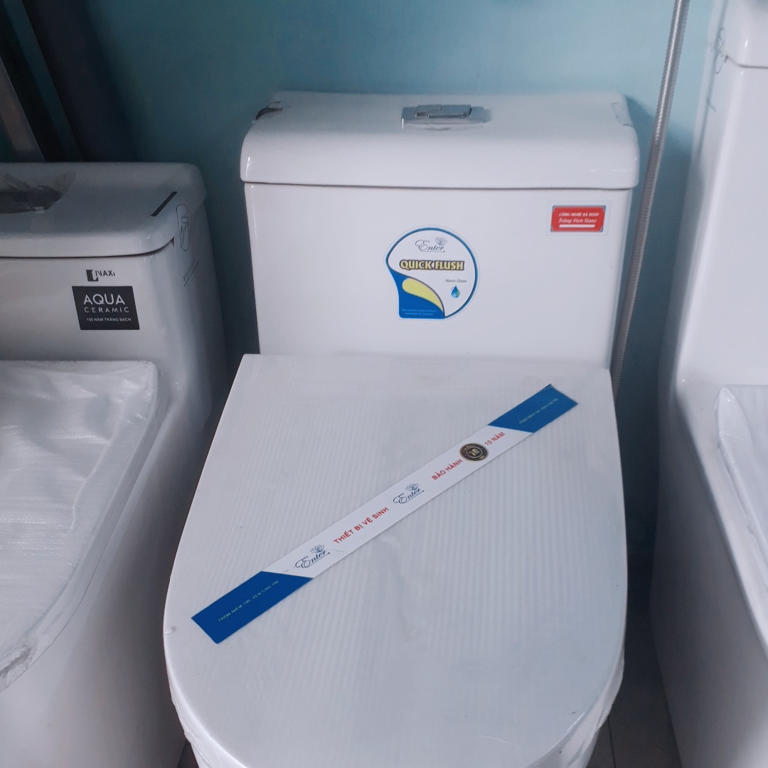 [HCM]Bồn cầu liền khối