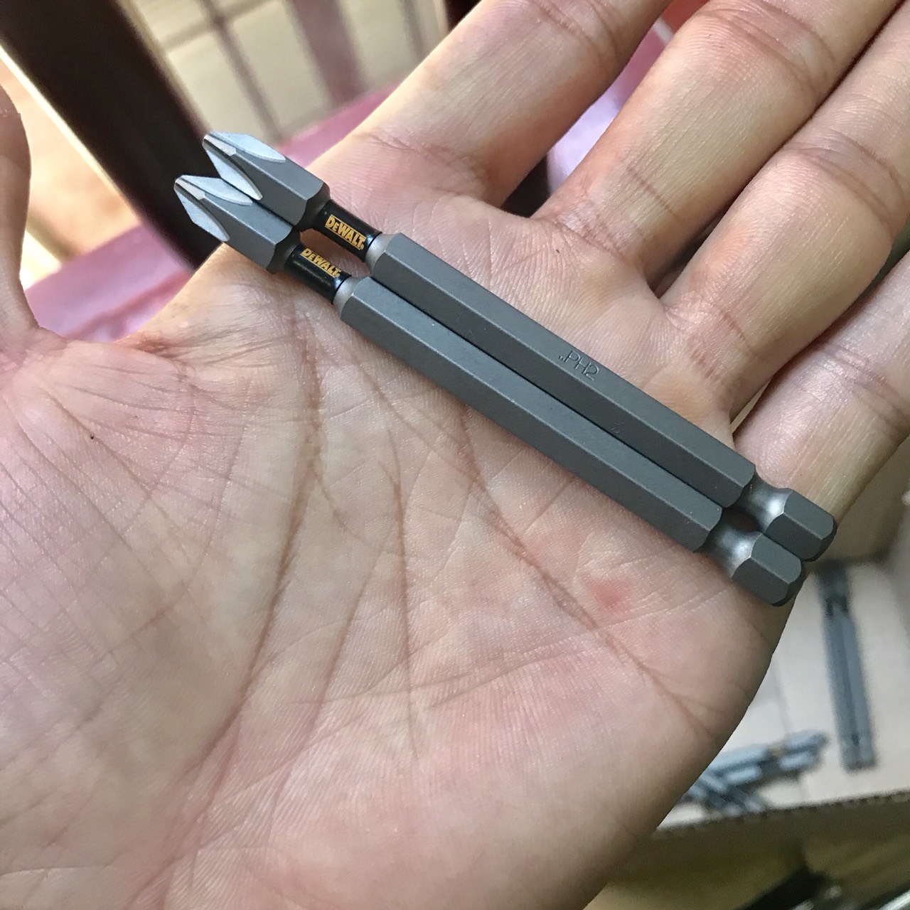 Mũi Vít DeWalt Tem Đen Chính Hãng Ph2-90mm