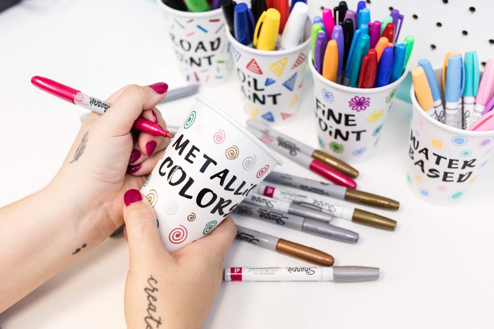 Bút Lông Dầu Sharpie Fine Nâu 30037