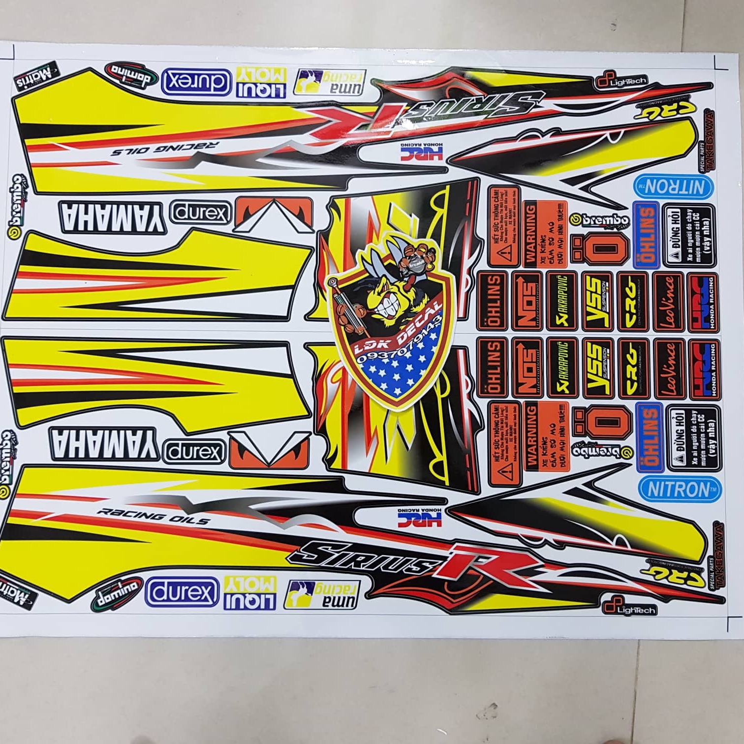 [ QUÍ KHÁCH VUI LÒNG MANG TEM RA TIỆM CHO THỢ DÁN] TEM RỜI dán xe Sirius chữ R vàng đen