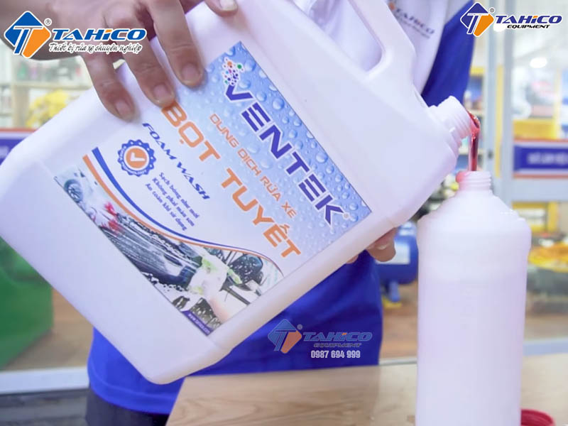 Dung dịch rửa xe bọt tuyết Ventek 20 lít