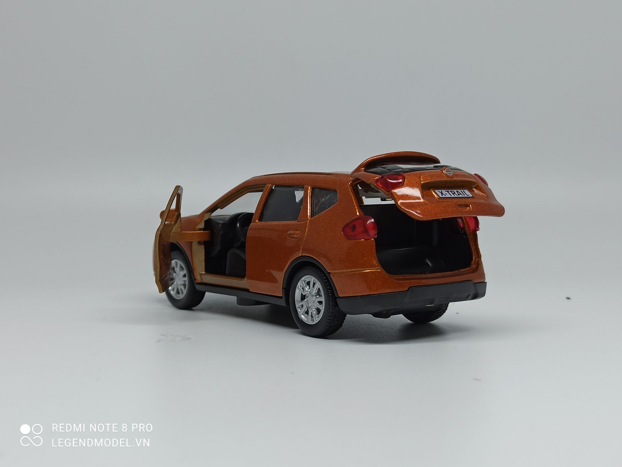 Mô hình Nissan X Trail