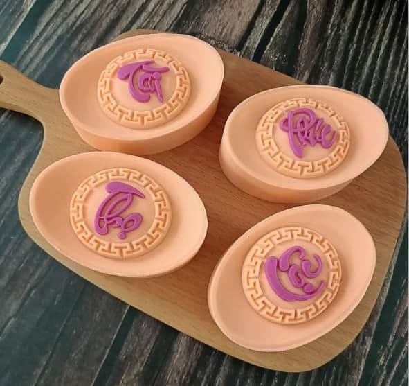 Khuôn trung thu lò xo nén vàng 4 mặt 50g và 150g