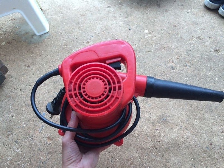 MÁY THỔI BỤI BLOWER
