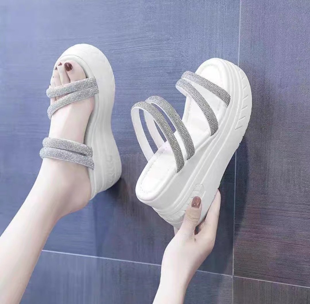 Dép sandal xoàn đi được 2 kiểu