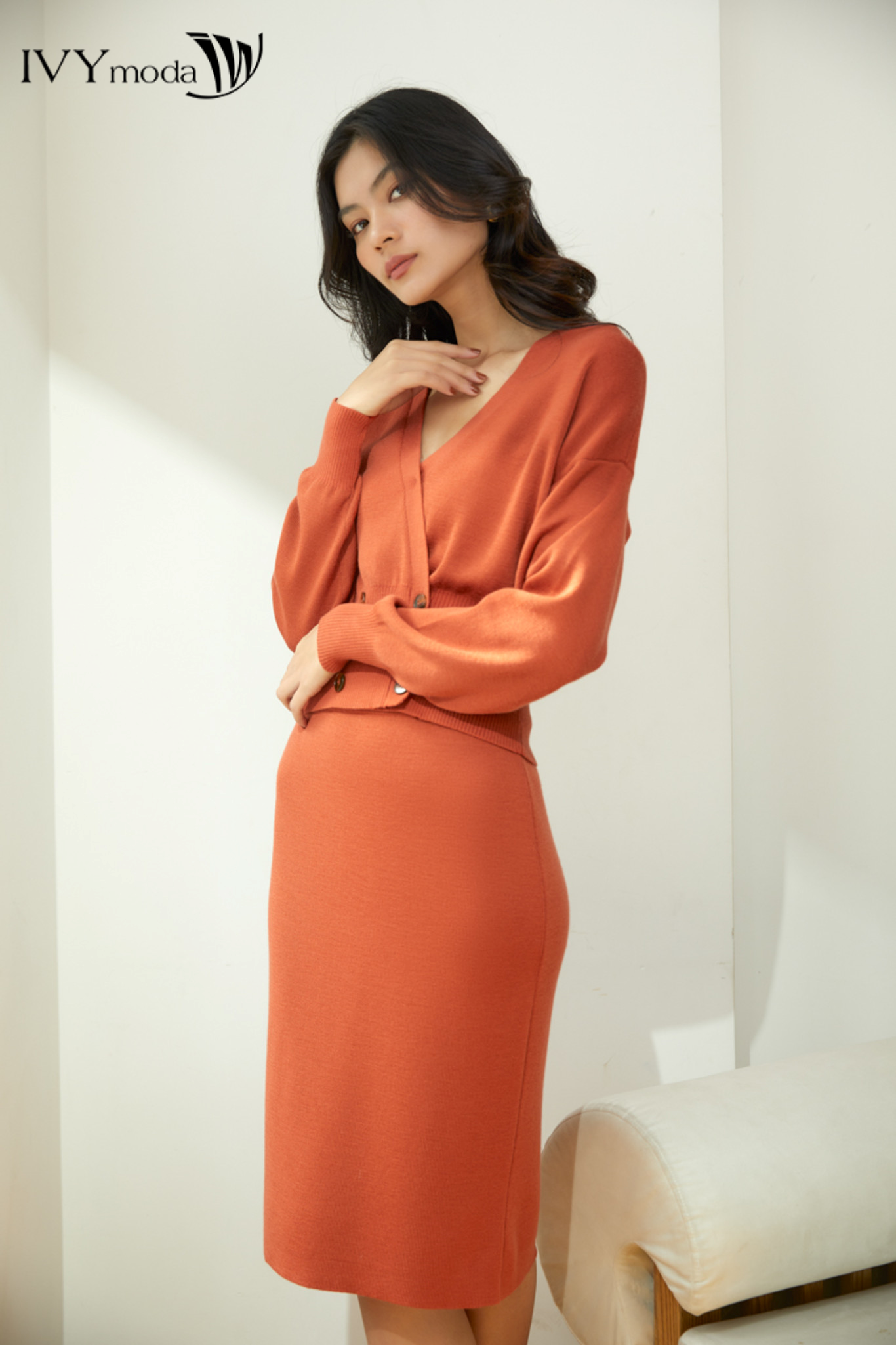 Chân váy len lông cừu cao cấp dáng tiếu thư IVY moda MS 30B7966