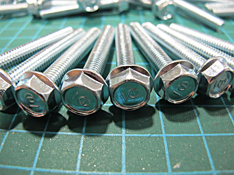30 Con Bulon Long Đền M6 x 40MM Răng Thuận