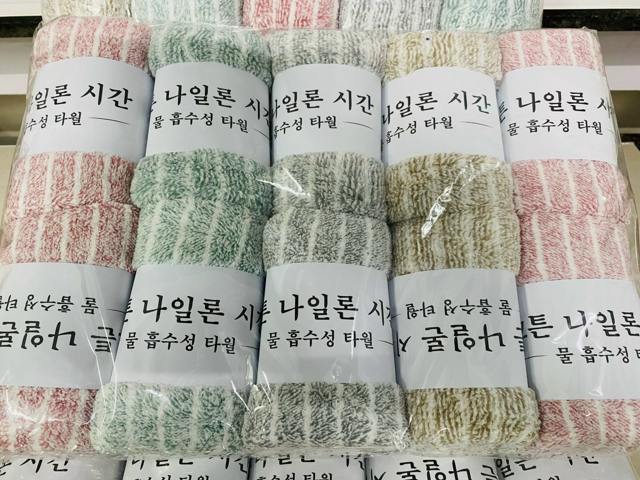 Khăn Mặt Bông Cotton Mềm Mịn Size 30x50cm (Giao màu ngẫu nhiên)