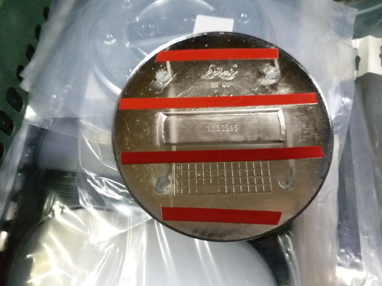 Ốp nắp xăng xe Hyundai Getz 2008-2011