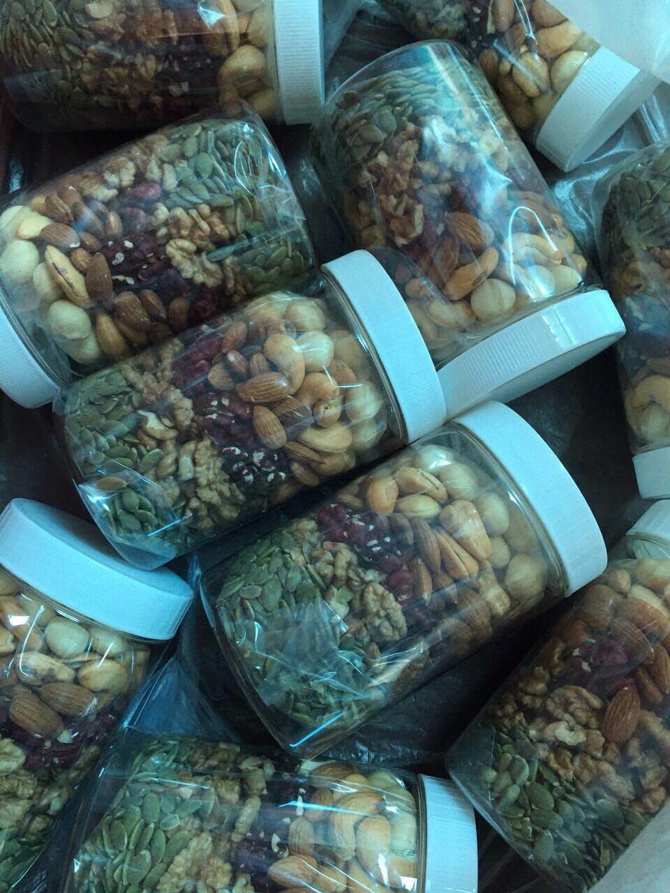 [HCM]Hạt Dinh Dưỡng 500gr - Mix Nuts 5 loại hạt (Óc chó vàng Óc chó đỏ macca hạnh nhân hạt điều hạt bí xanh)