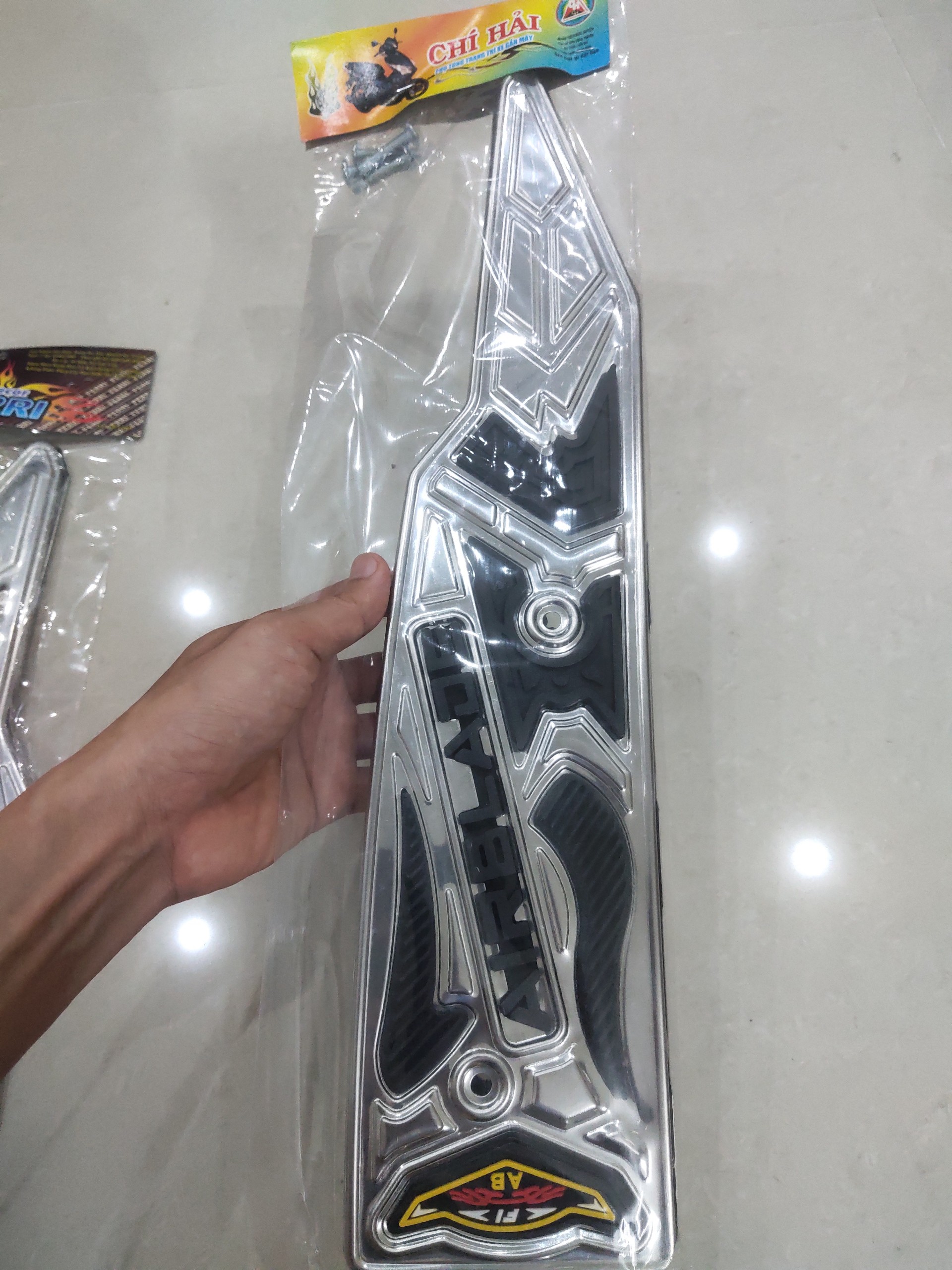 Thảm để chân Airblade 2010 - 2021