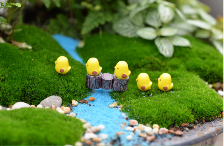 Gà con phụ kiện trang trí charm trộn slime