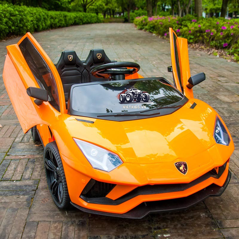 XE Ô TÔ ĐIỆN TRẺ EM LT998 (Có nhạc, còi, đèn, khe cắm USB, Bluetooth, míc hát) - Mẫu nhỏ 808 (có điều khiển từ xa)