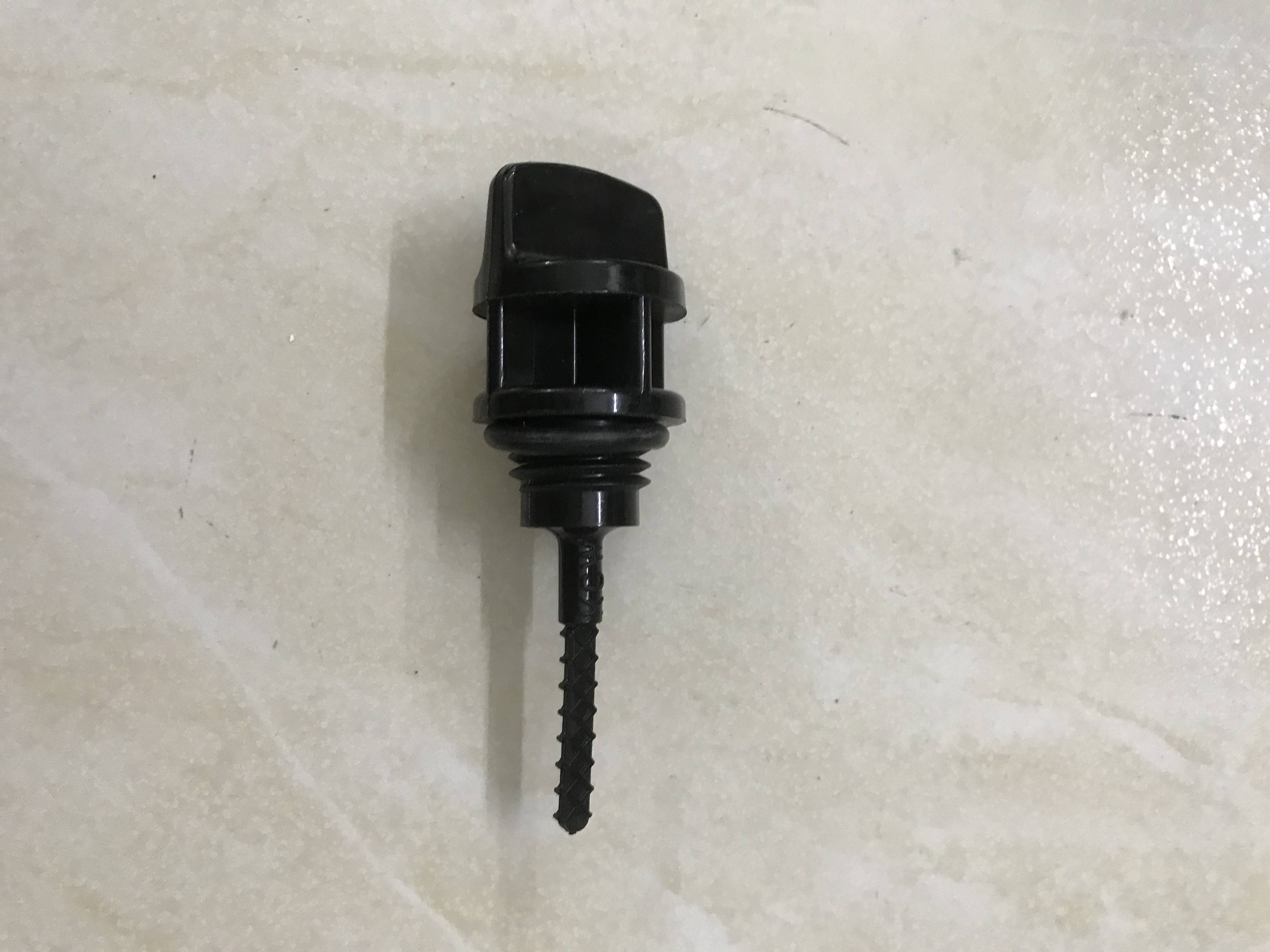 Ty thăm nhớt Spacy nhật