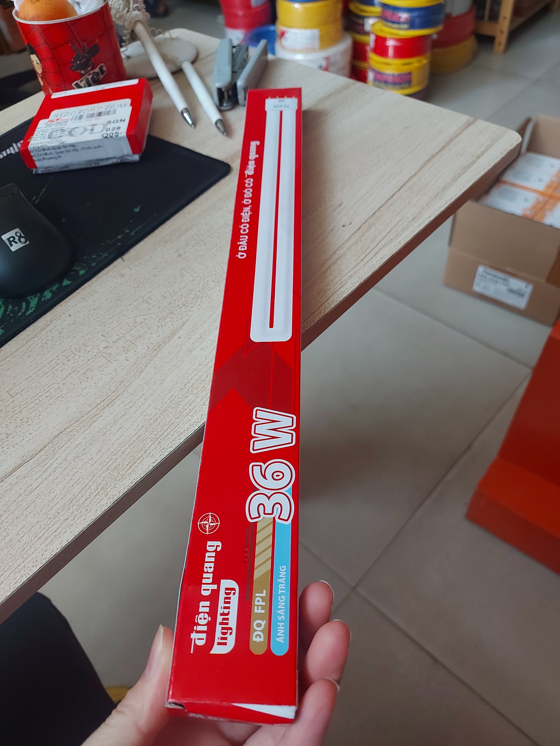 BÓNG ĐÈN DOUBLE WING 36W ĐIỆN QUANG TRẮNG dw ( Doublewing )