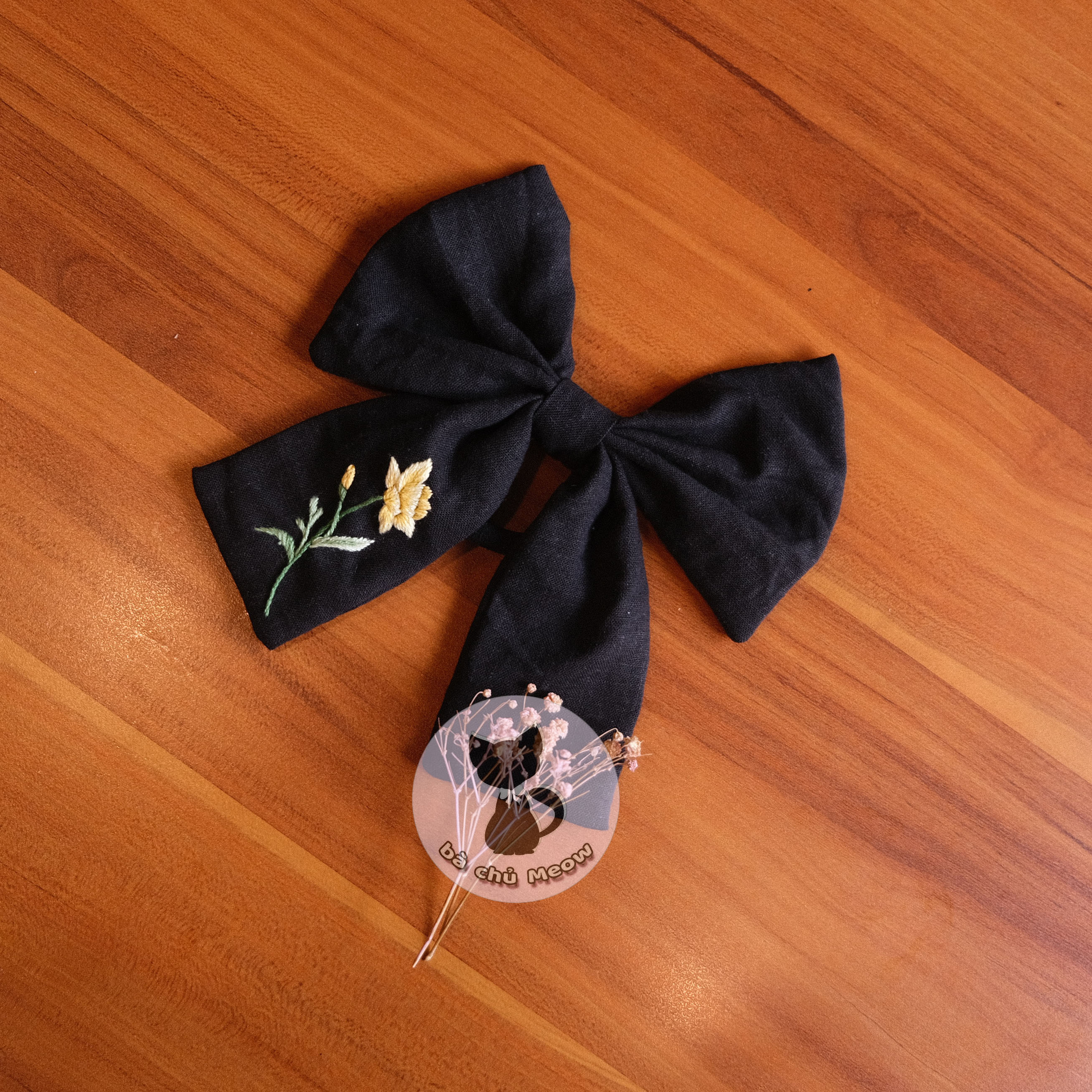Đồ Cột Tóc Tông Đen - Dây Cột Tóc Thêu Tay - Scrunchies Thắt Nơ
