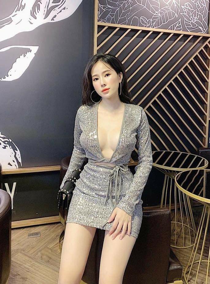 sét áo kim sa croptop chân váy thiết kế
