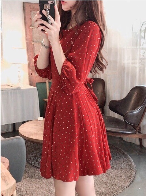 [HCM]Đầm bi đỏ tay lỡ