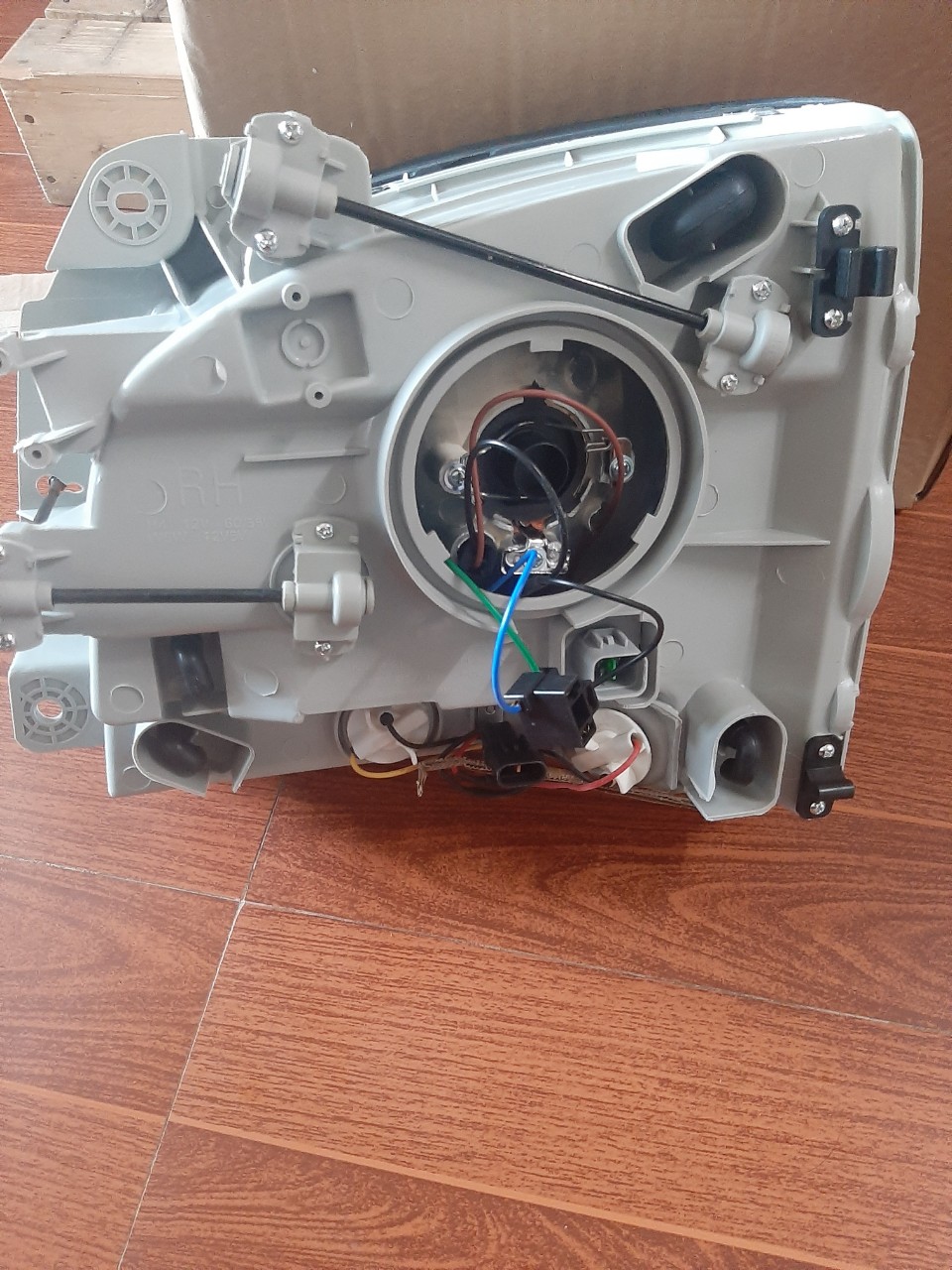Đèn pha bên lái xe tải Kia K2700/K125/K190