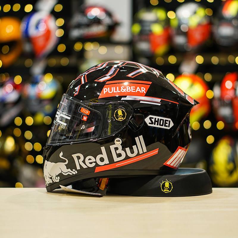 Tem decal  mẫu REB BULL dán nón bảo hiểm hoắc dán xe, laptop...