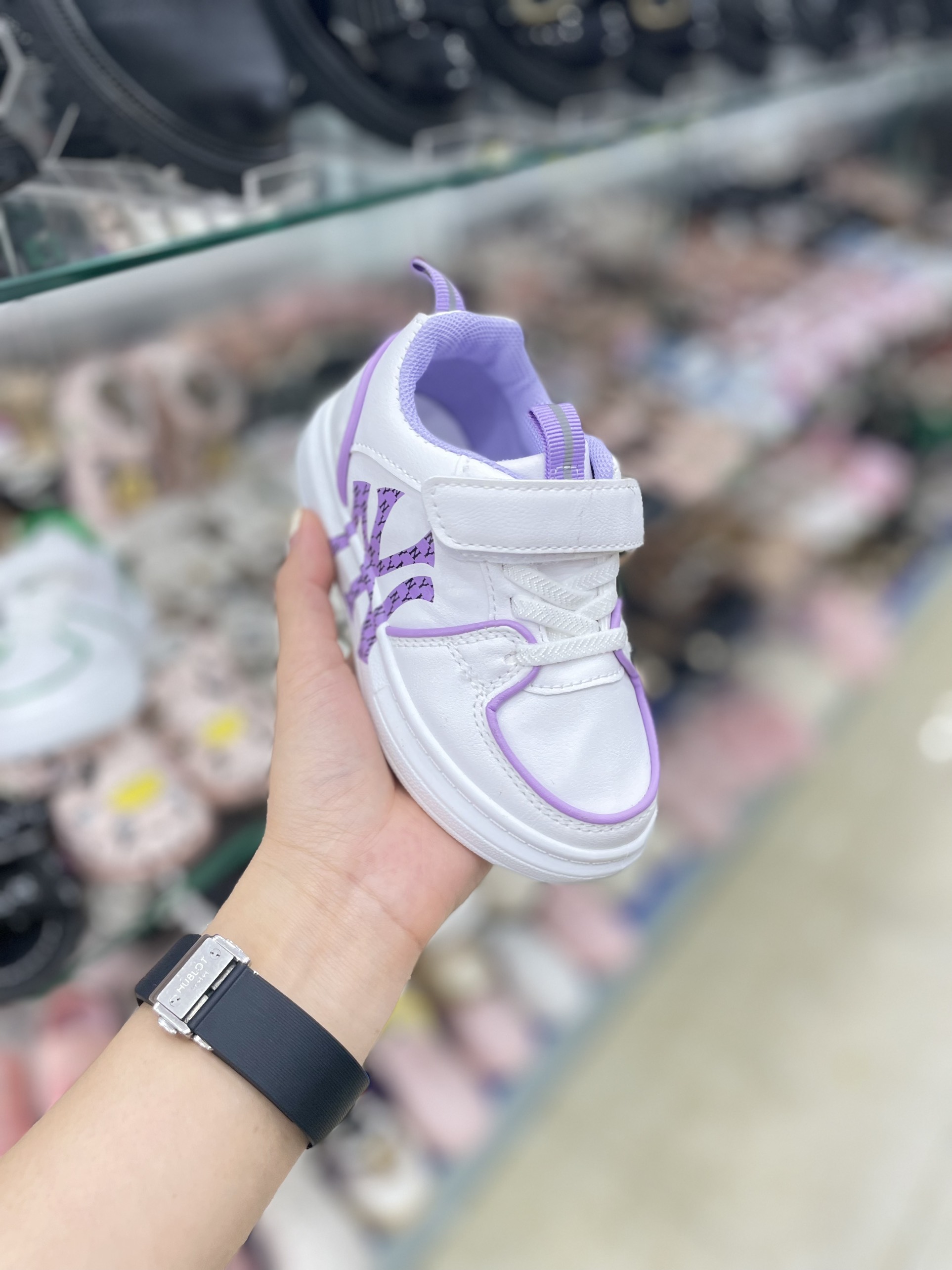 GIẦY THỂ BABY THAO NY.