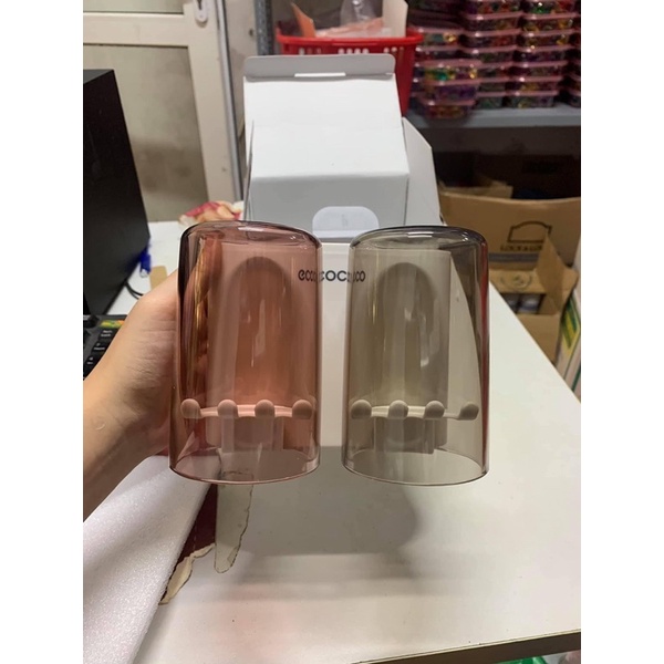 Hộp để bàn chải đánh răng ecoco kèm 3 cốc( SIÊU SALE GIÁ HÓT)