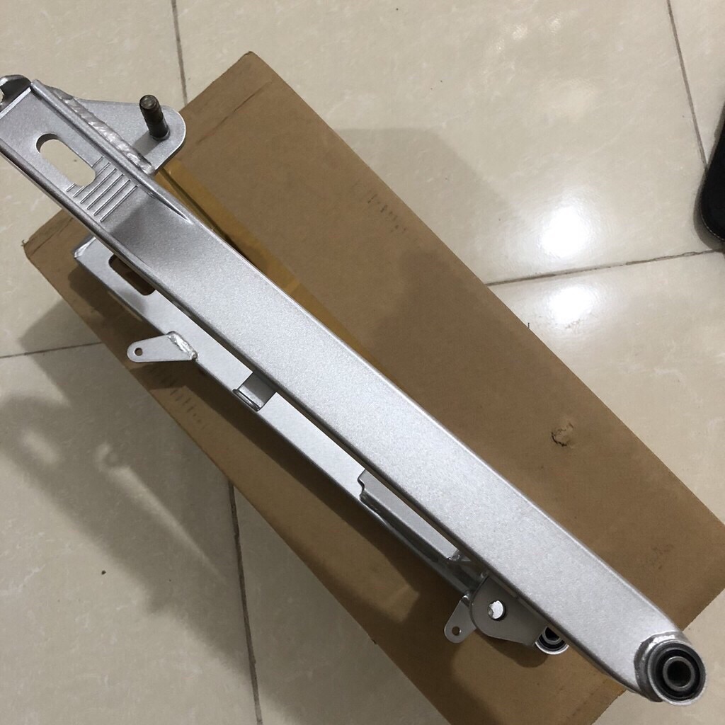 Càng sau gắp sau xe Wave 110 đời cũ Wave alpha
